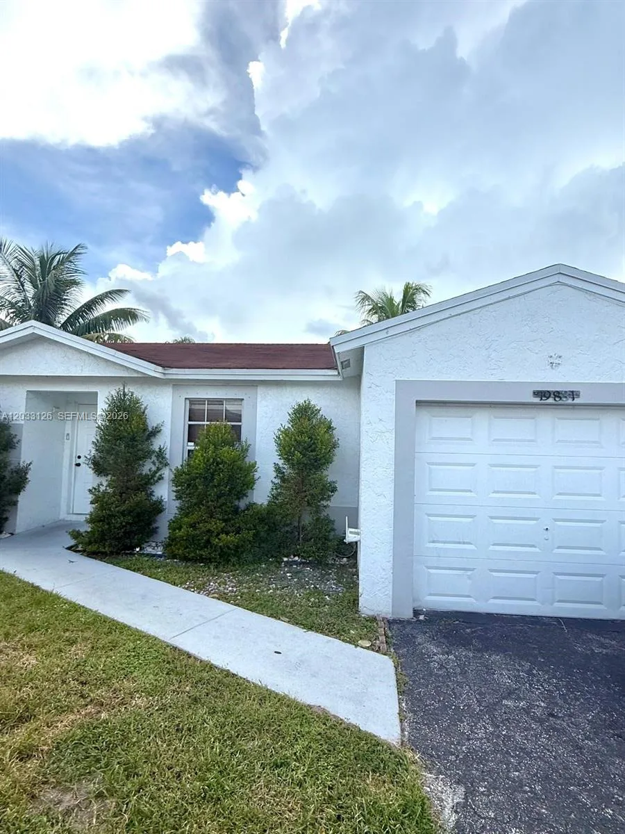 19831 NW 65th Ct # 0, Hialeah, FL 33015 photo 2