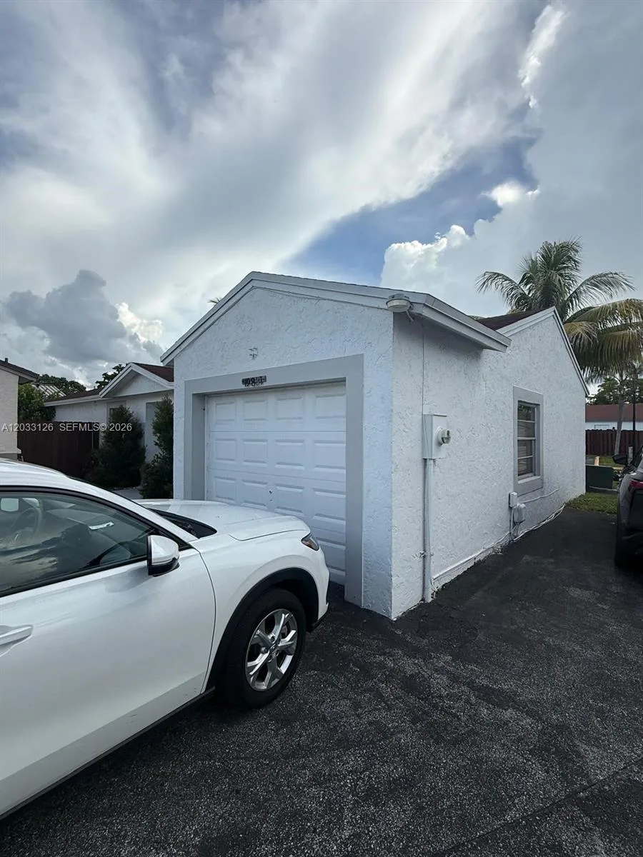 19831 NW 65th Ct # 0, Hialeah, FL 33015 photo 3