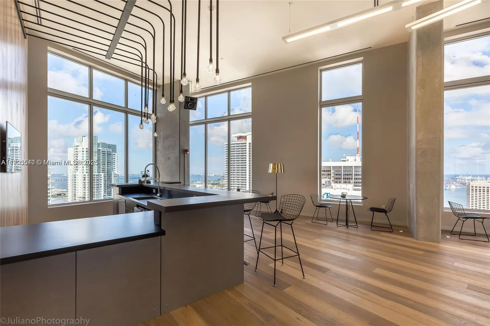 151 SE 1st St # 1604, Miami, FL 33131 photo 12