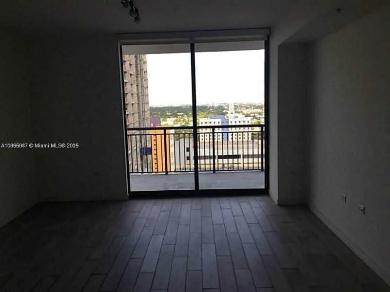 999 SW 1st Ave # 1809, Miami, FL 33130