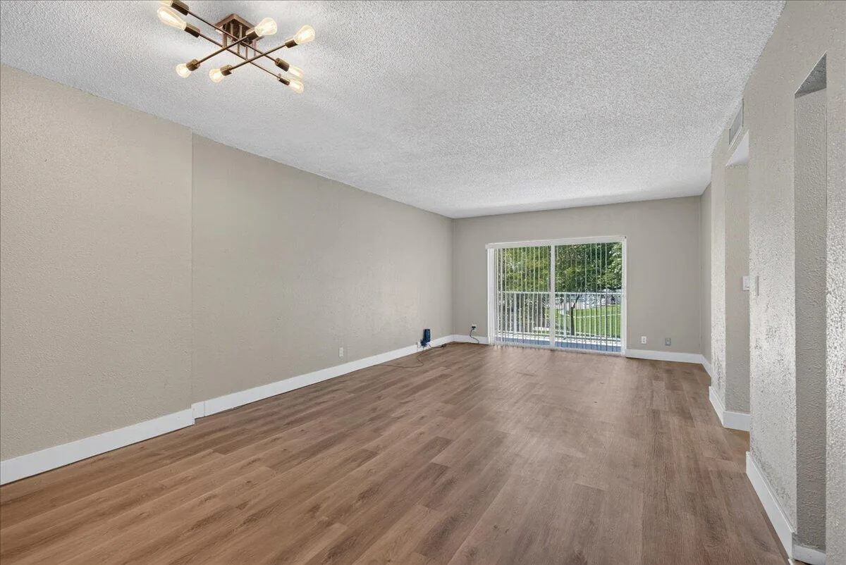 4200 Hillcrest Drive # 217, Hollywood, FL 33021 photo 5