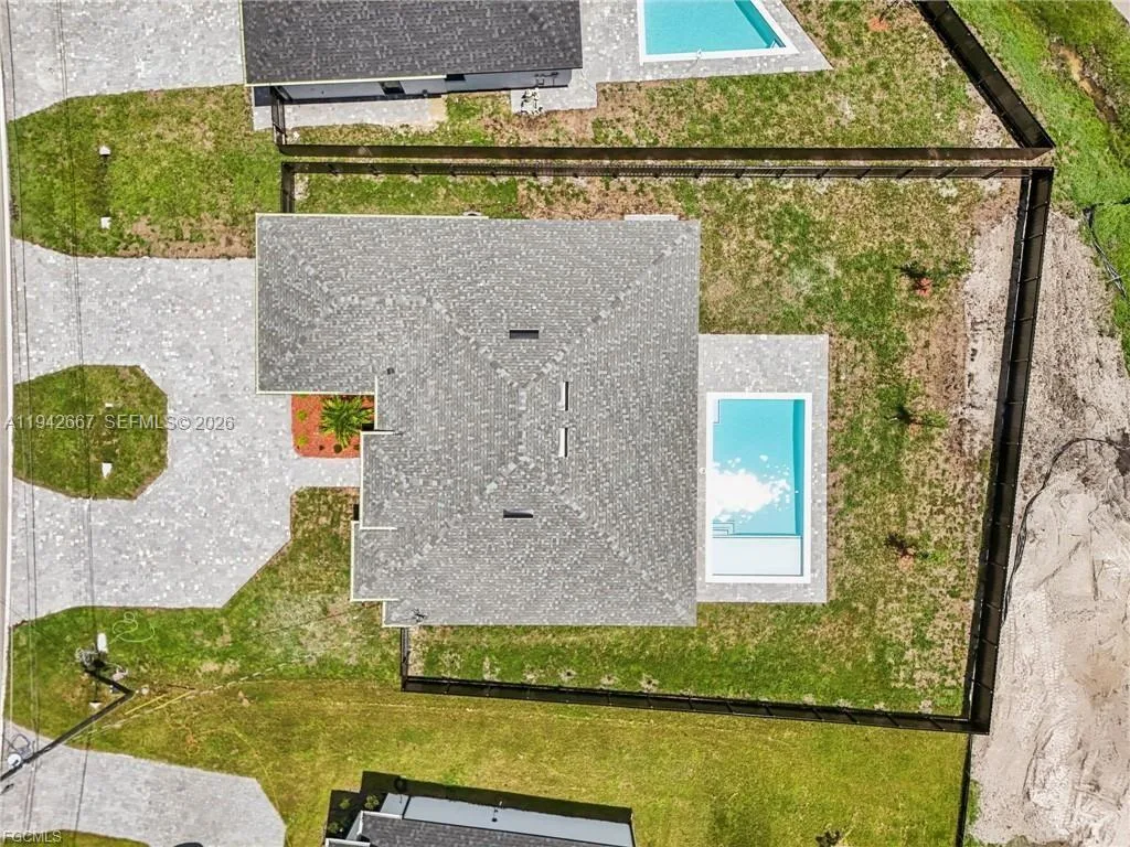 357 EL DORADO BLVD S, Other City - In The State Of Florida, FL 33991 photo 3