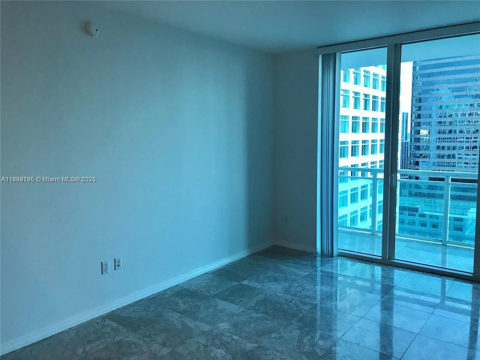 950 Brickell Bay Dr # 2808, Miami, FL 33131 photo 4