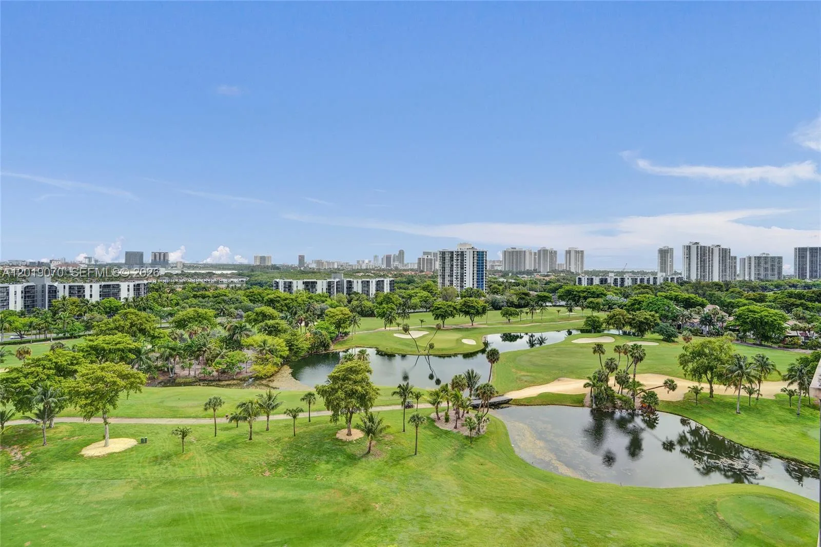 20379 W Country Club Dr # 1440, Aventura, FL 33180