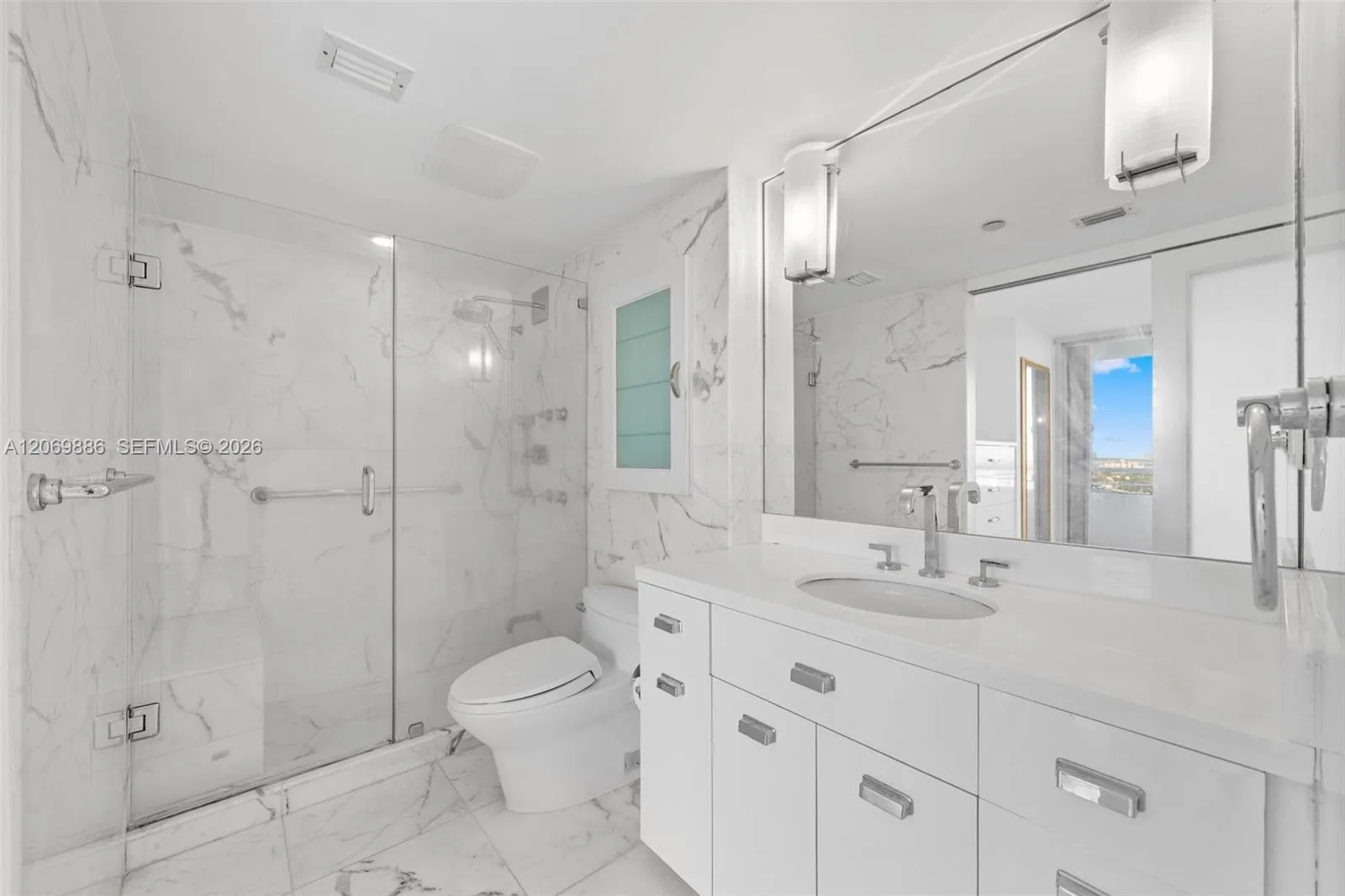 400 S Pointe Dr # 1905, Miami Beach, FL 33139 photo 11