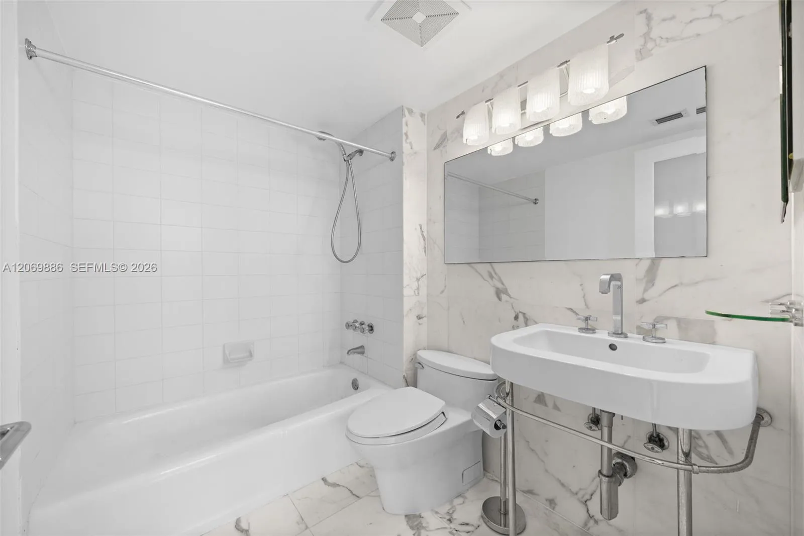 400 S Pointe Dr # 1905, Miami Beach, FL 33139 photo 13
