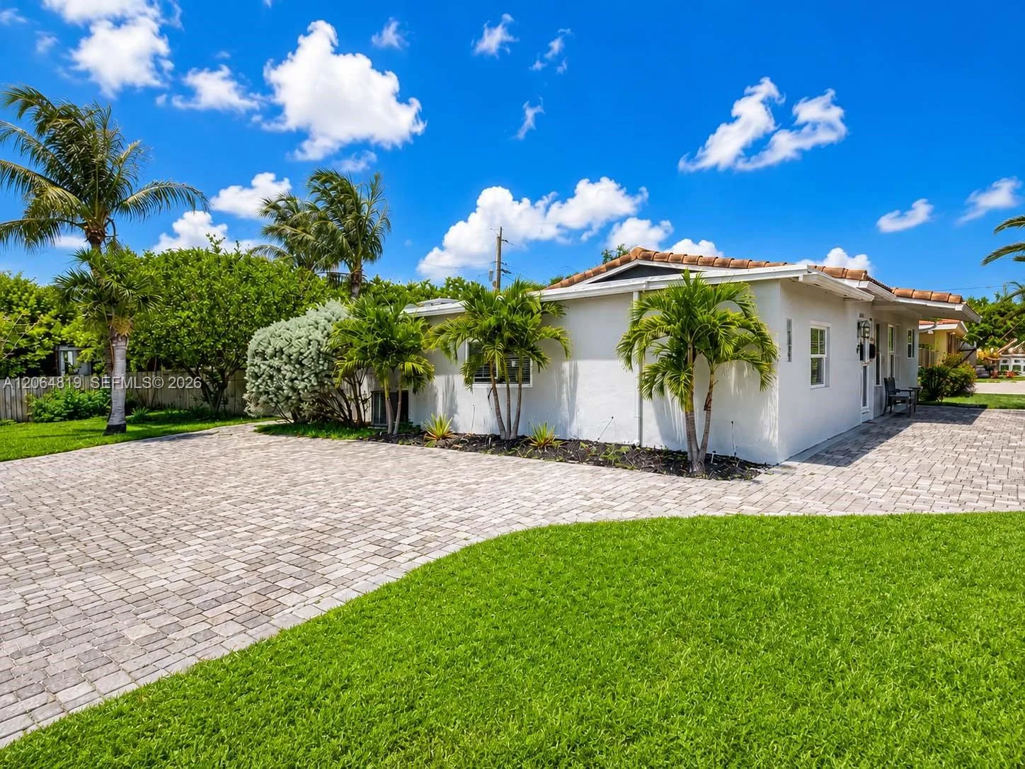1301 NE 42nd St, Oakland Park, FL 33334 photo 10