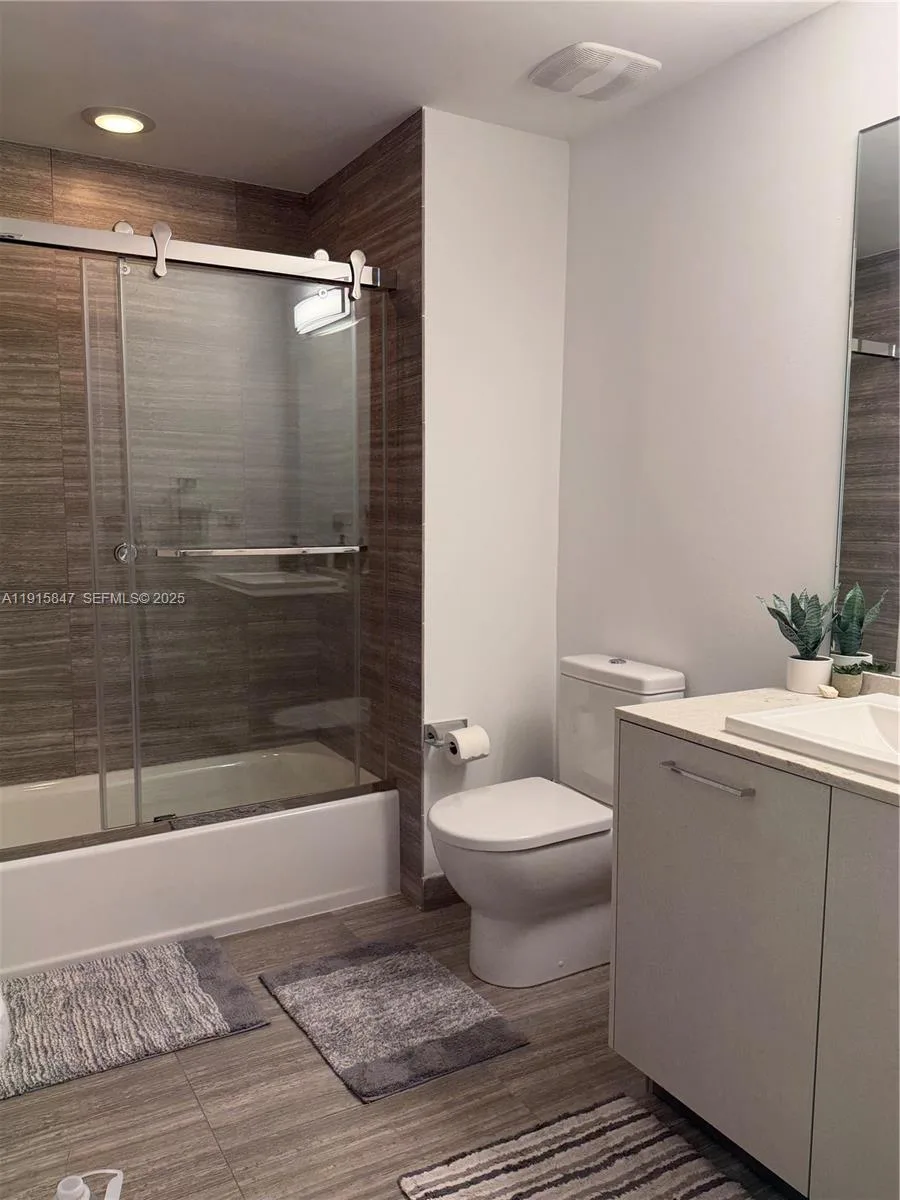 1010 Brickell Ave # 2302, Miami, FL 33131 photo 13