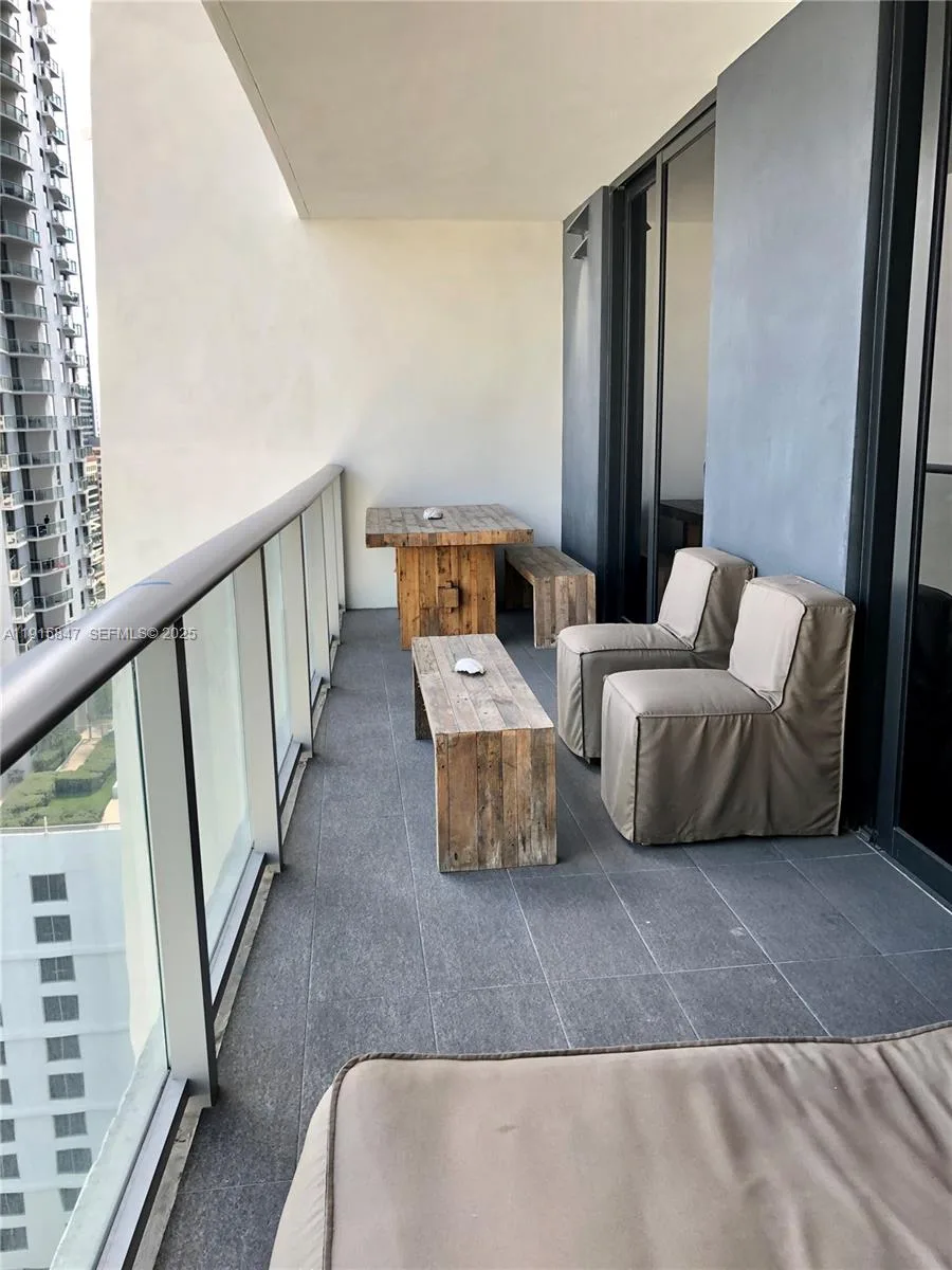 1010 Brickell Ave # 2302, Miami, FL 33131 photo 8