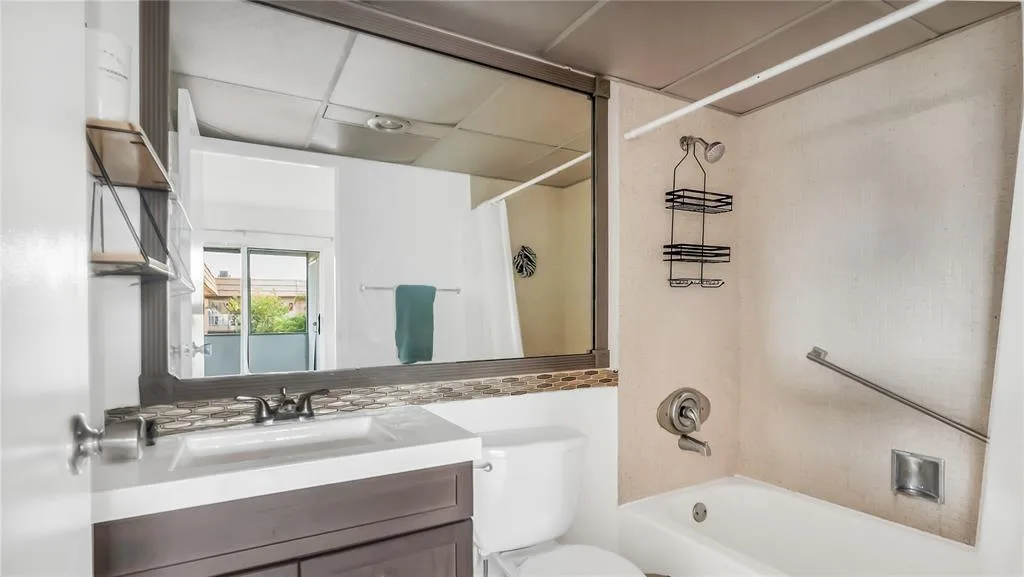 703 Brittany # O, Delray Beach, FL 33446 photo 8