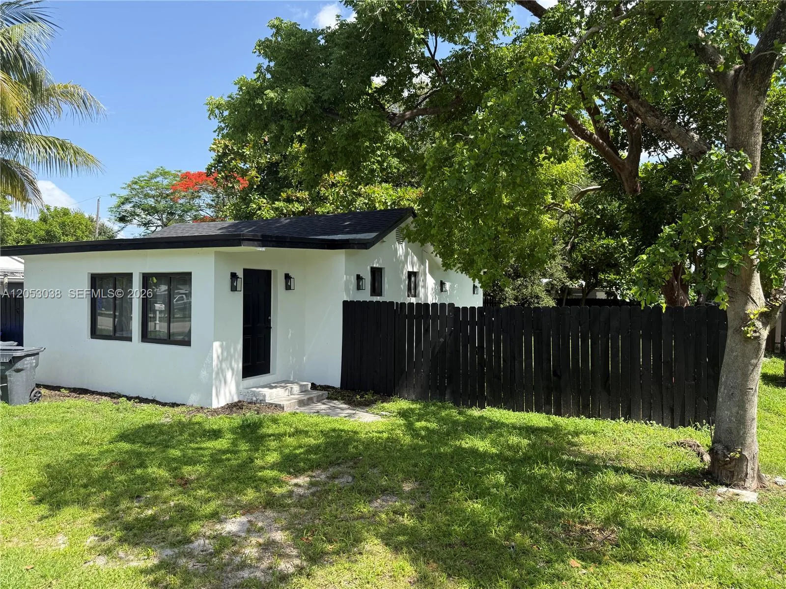 6125 Call St, Hollywood, FL 33024