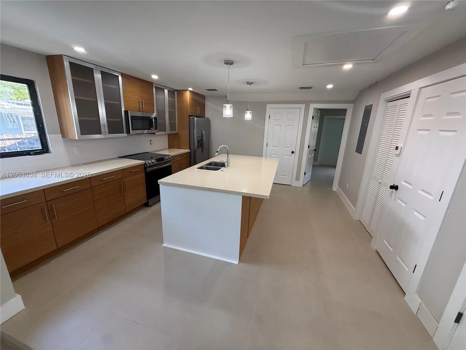 6125 Call St, Hollywood, FL 33024 photo 5