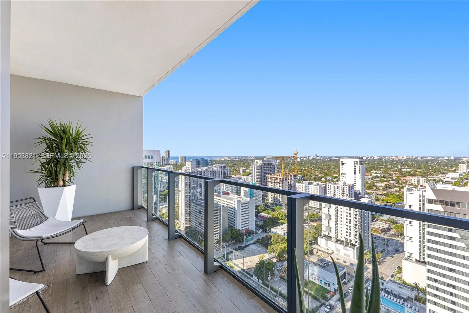88 SW 7th St # 2506, Miami, FL 33130