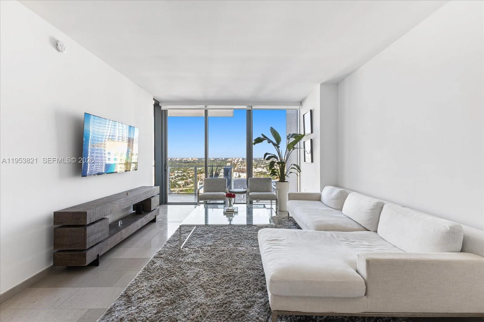 88 SW 7th St # 2506, Miami, FL 33130 photo 4