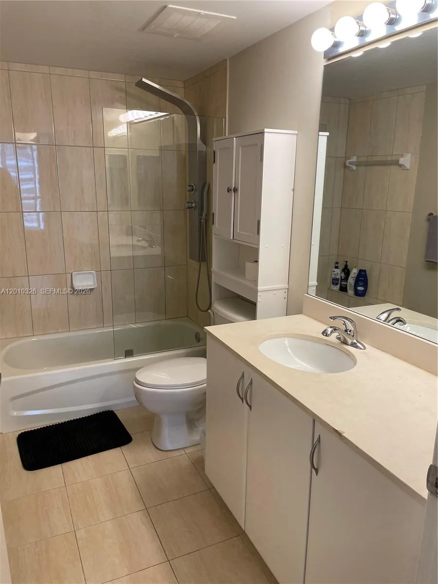 1750 N Bayshore Dr # 2802, Miami, FL 33132 photo 11