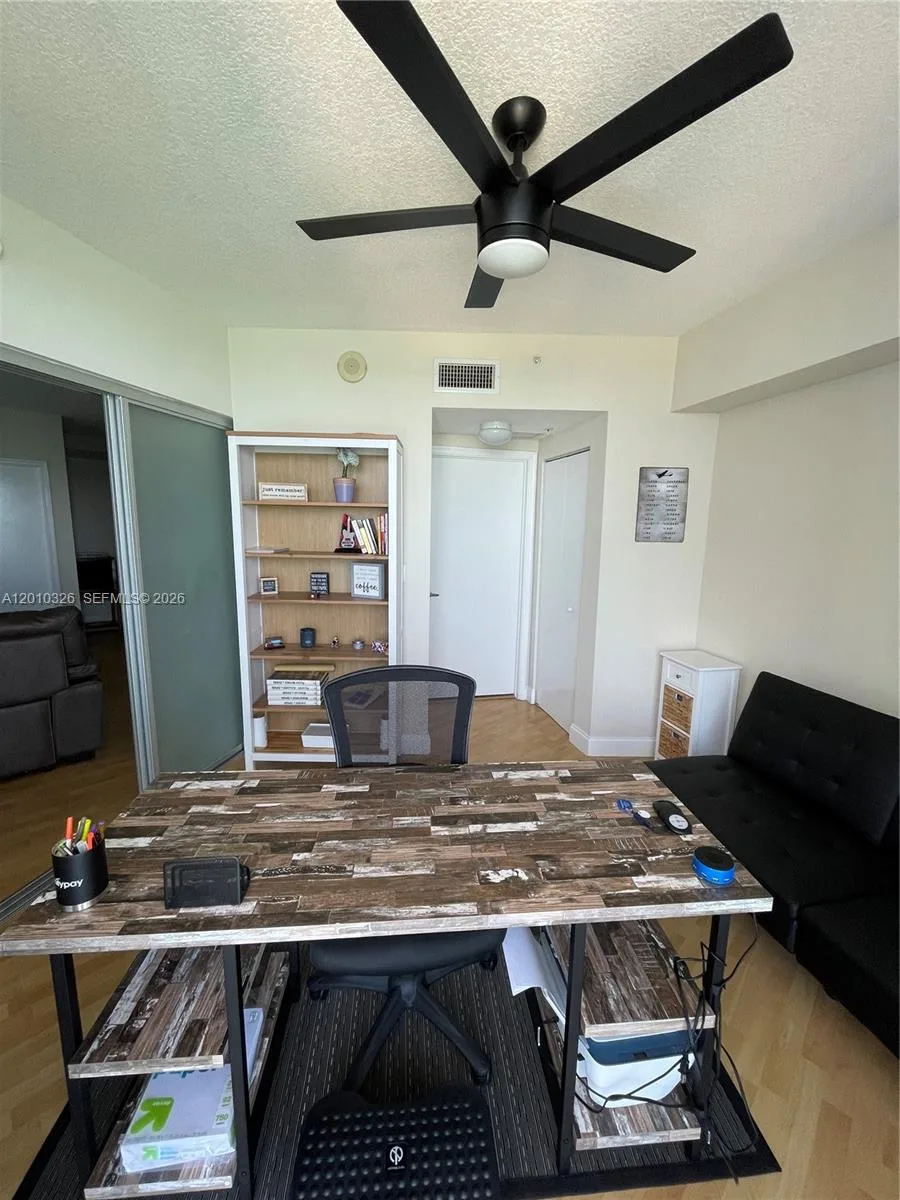 1750 N Bayshore Dr # 2802, Miami, FL 33132 photo 5