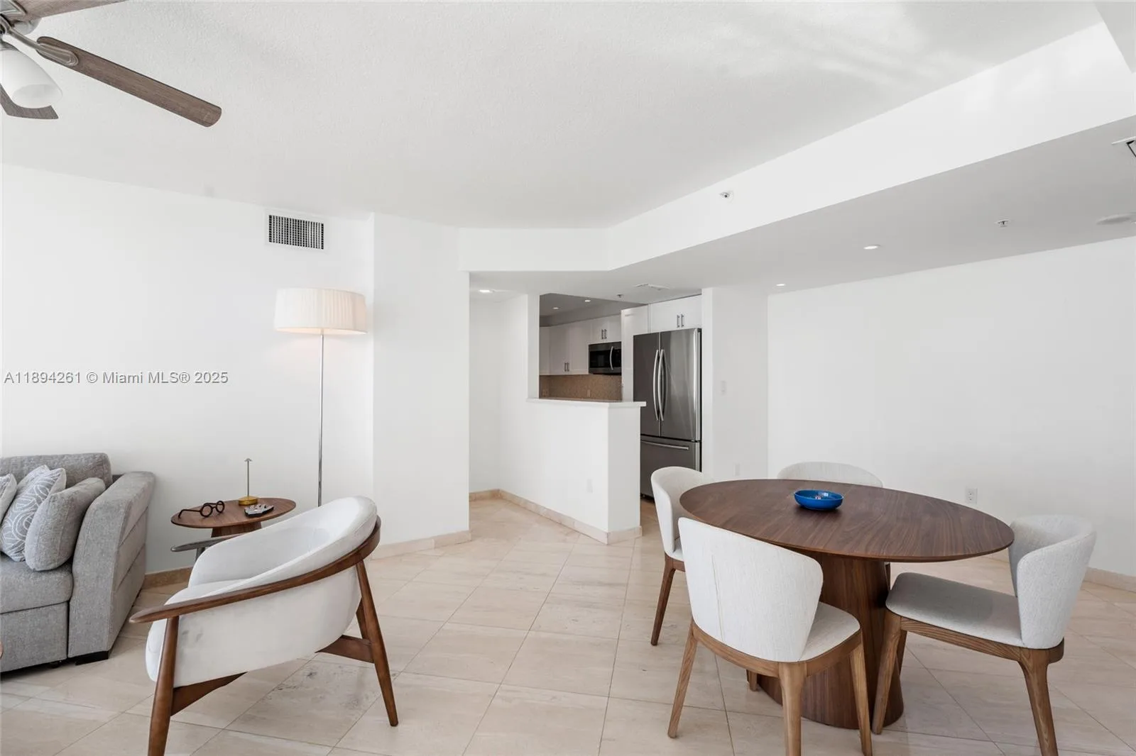 800 Claughton Island Dr # 2203, Miami, FL 33131 photo 4