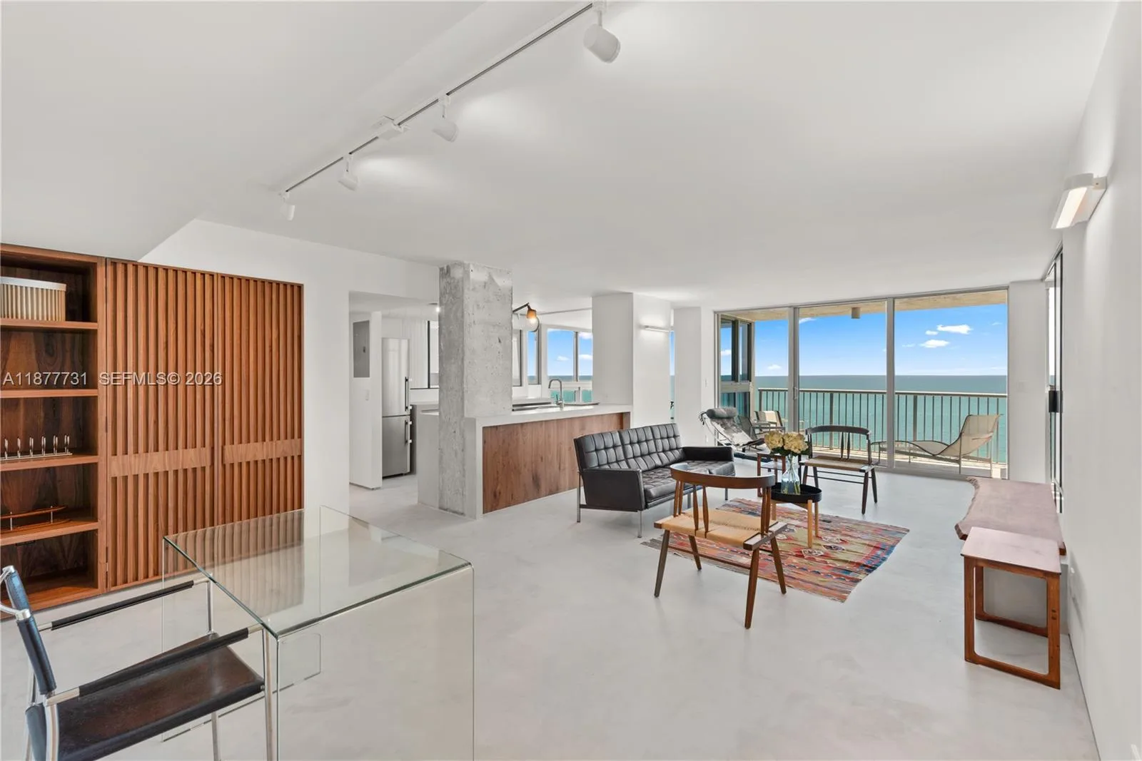 2655 Collins Ave # 1811, Miami Beach, FL 33140