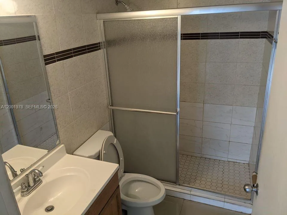 7125 NW 186th St # B209, Hialeah, FL 33015 photo 12