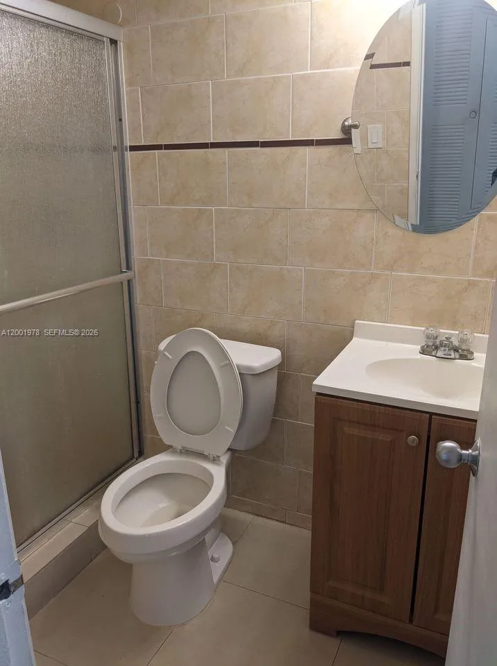 7125 NW 186th St # B209, Hialeah, FL 33015 photo 2