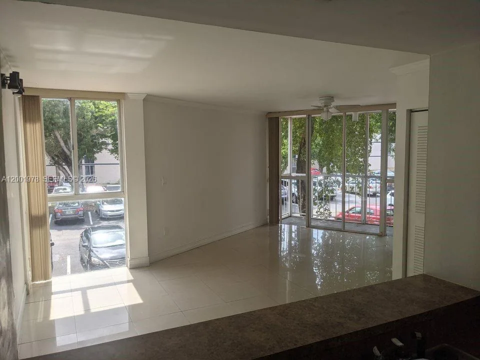 7125 NW 186th St # B209, Hialeah, FL 33015 photo 8
