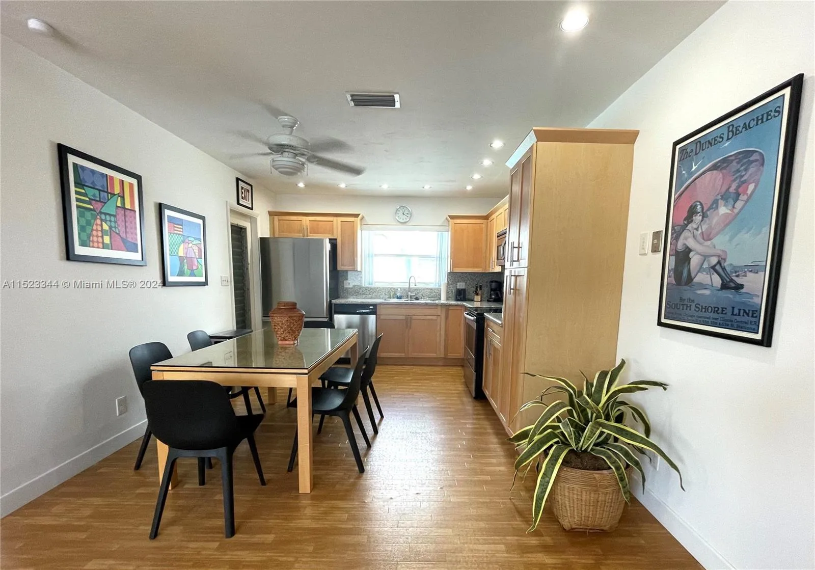 331 Desoto St, Hollywood, FL 33019 photo 10