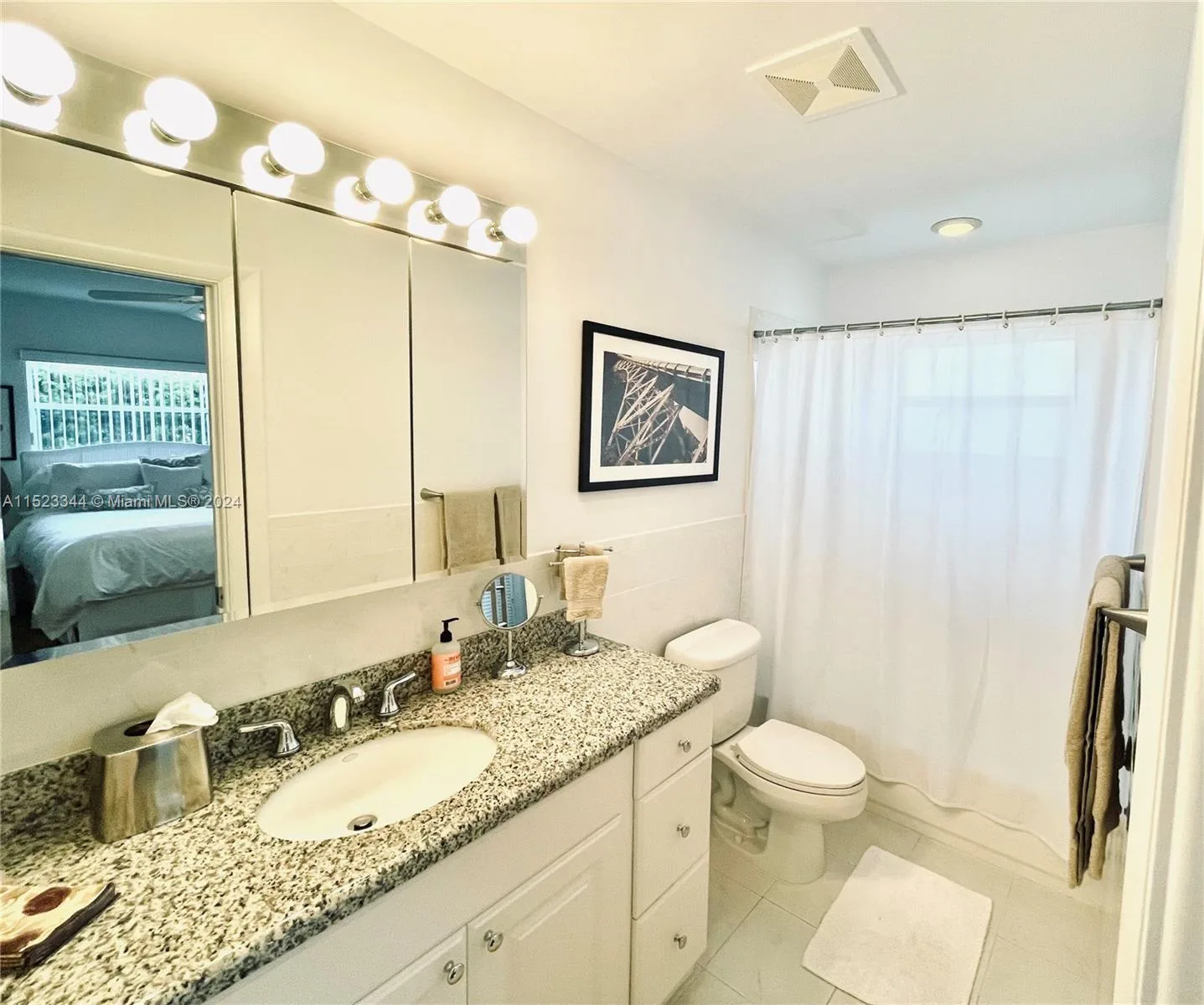 331 Desoto St, Hollywood, FL 33019 photo 12