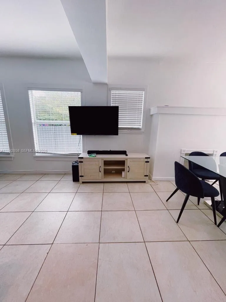 105 NW 31st St # 1, Miami, FL 33127 photo 5