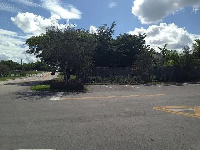 160 Sw Ave, Weston, FL 33326