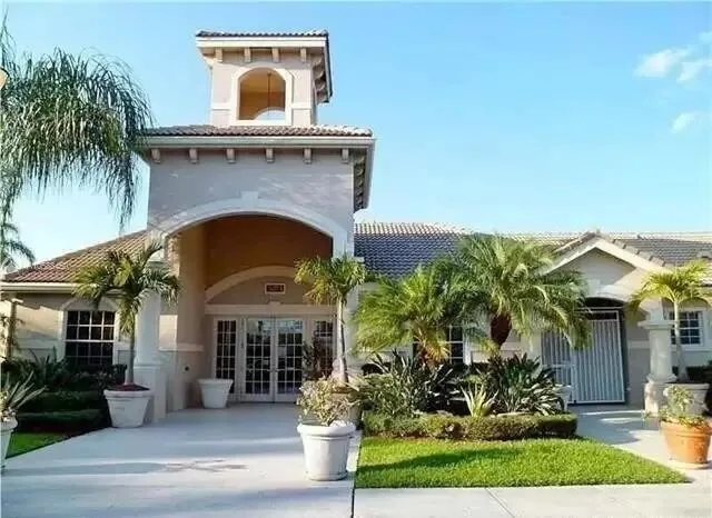 5021 N WILES Road # 205, Coconut Creek, FL 33073 photo 2