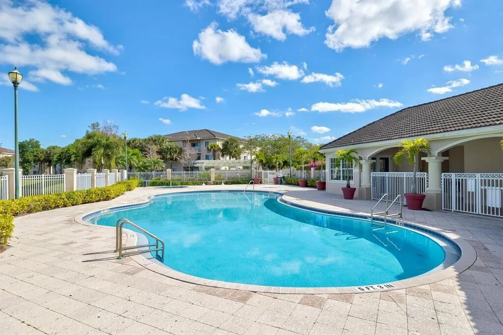 5021 N WILES Road # 205, Coconut Creek, FL 33073 photo 3