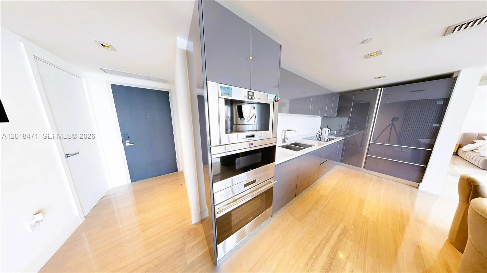 1451 Brickell Ave # 2502, Miami, FL 33131 photo 2