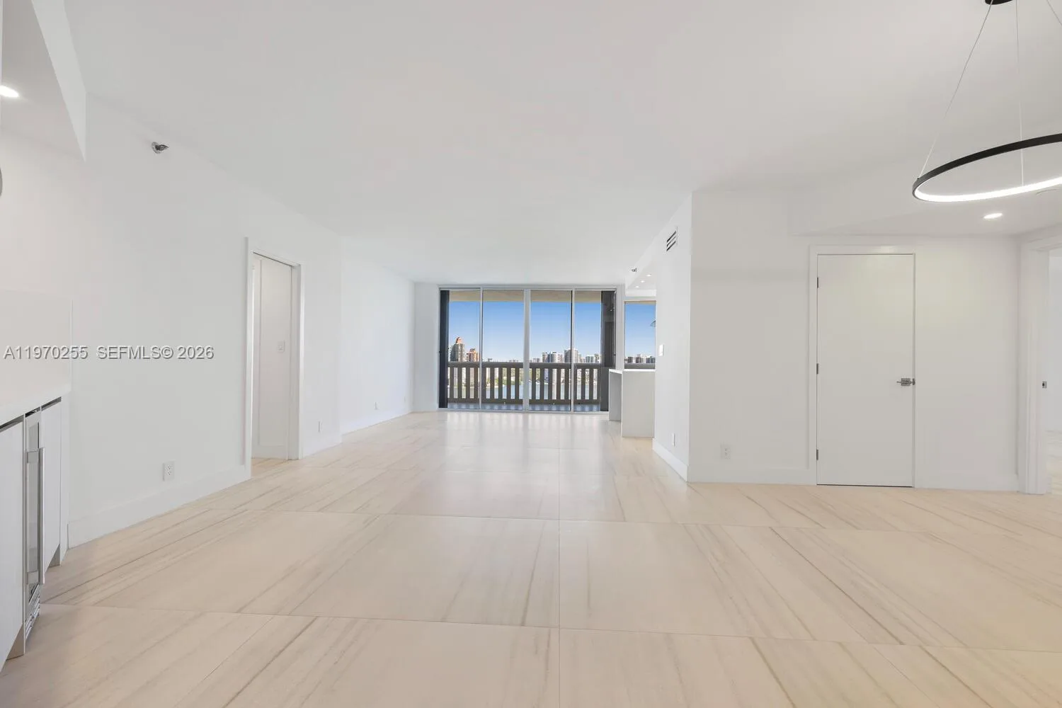 3000 Island Blvd # 2504, Aventura, FL 33160 photo 10
