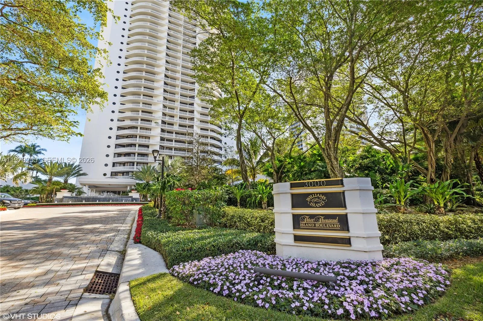 3000 Island Blvd # 2504, Aventura, FL 33160 photo 4