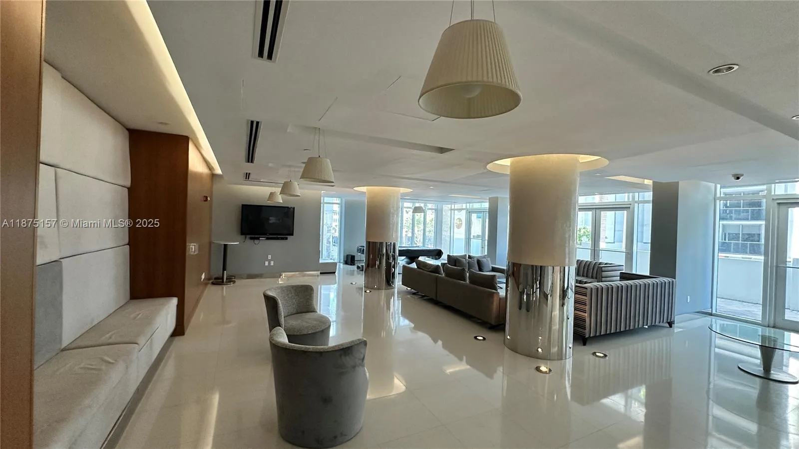 41 SE 5th St # 1104, Miami, FL 33131 photo 9