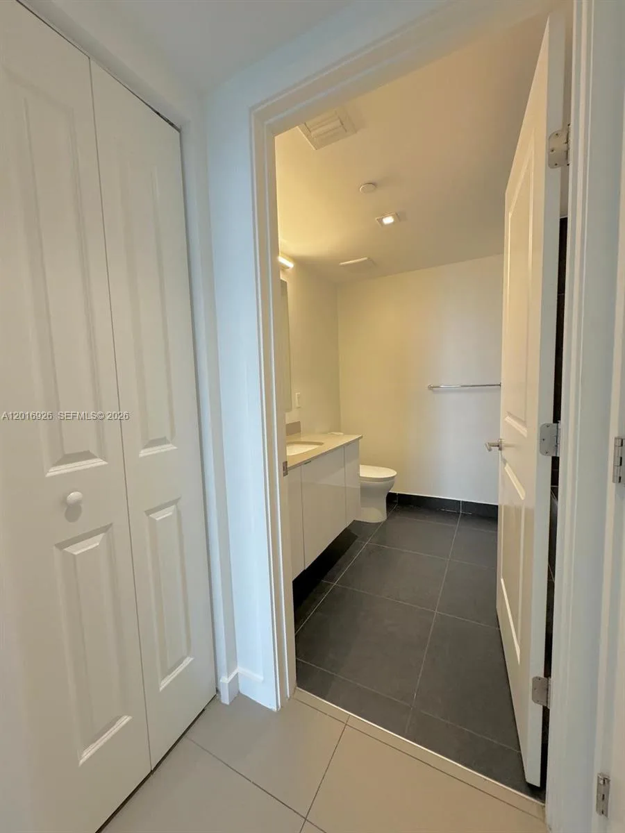 1600 NE 1st Ave # 3614, Miami, FL 33132 photo 11