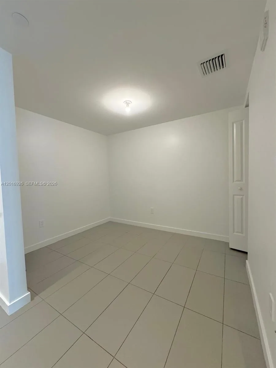 1600 NE 1st Ave # 3614, Miami, FL 33132 photo 7