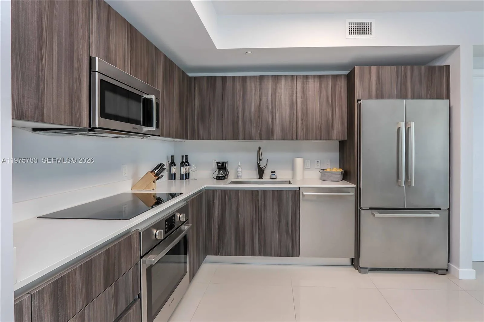 488 NE 18th St # 4302, Miami, FL 33132 photo 6