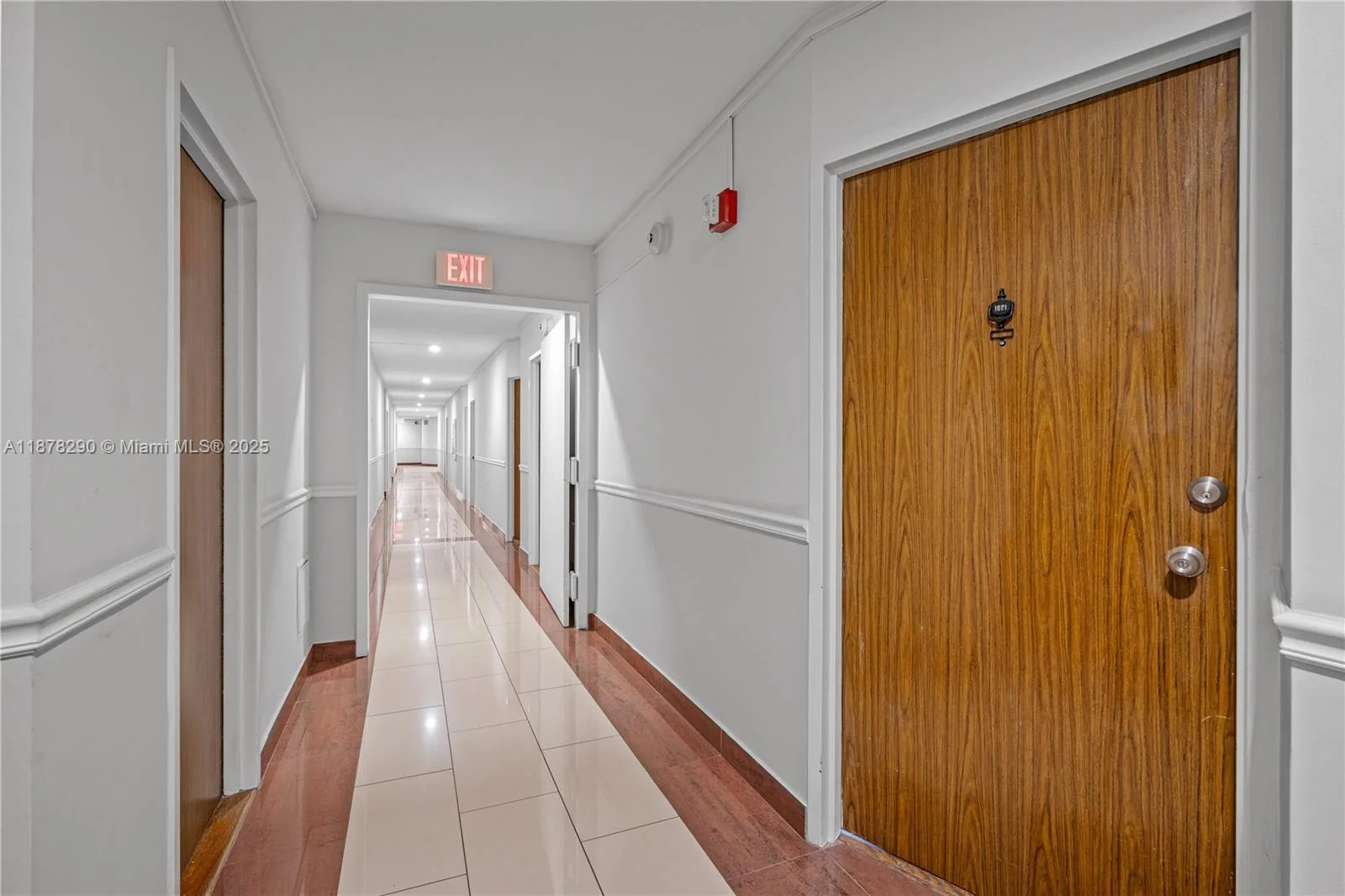 2899 Collins Ave # 1021, Miami Beach, FL 33140 photo 4