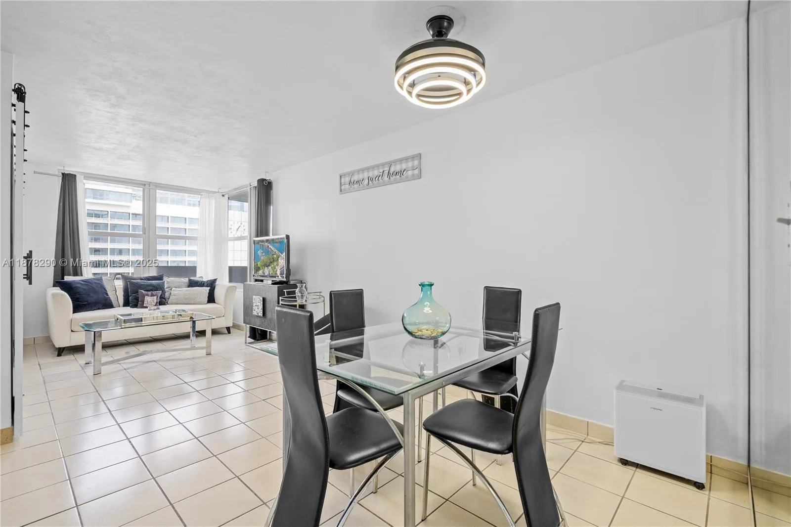 2899 Collins Ave # 1021, Miami Beach, FL 33140 photo 5