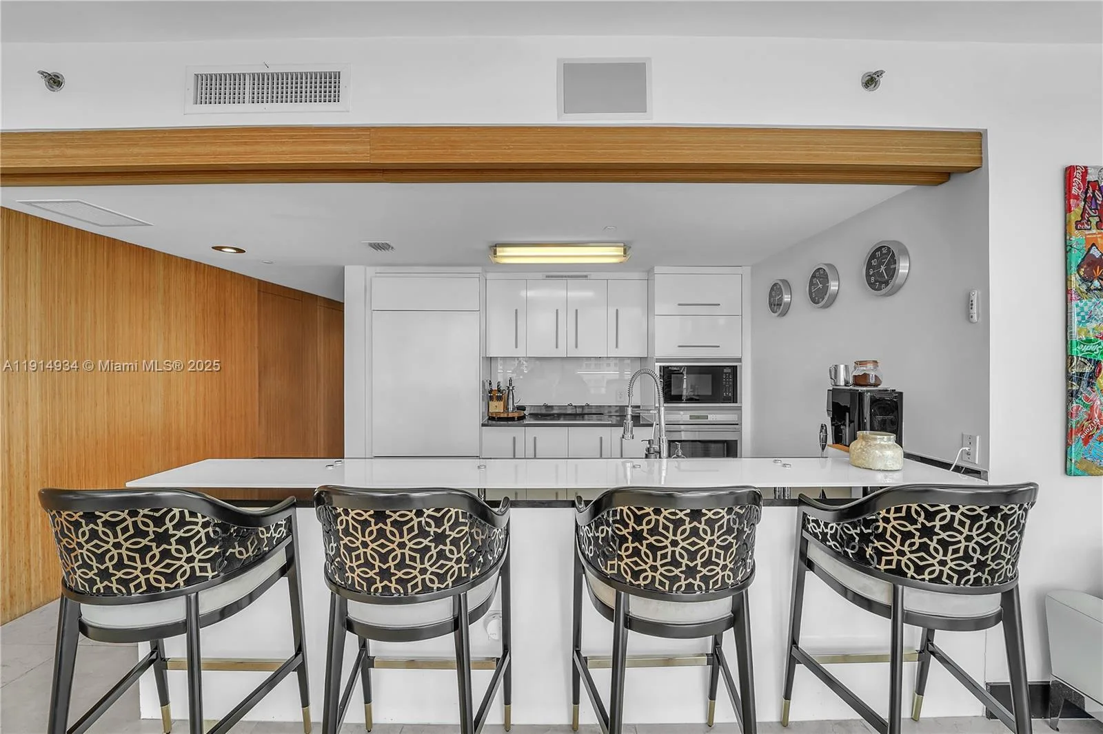 465 Brickell Ave # 1001, Miami, FL 33131 photo 12