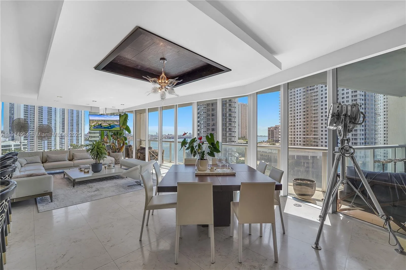 465 Brickell Ave # 1001, Miami, FL 33131 photo 5