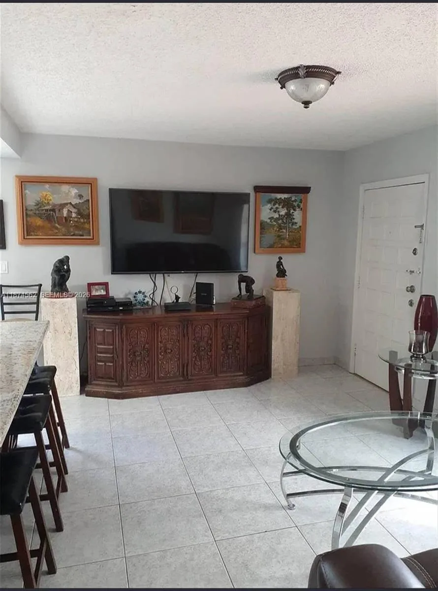 9360 SW 37TH Street, Miami, FL 33165 photo 2