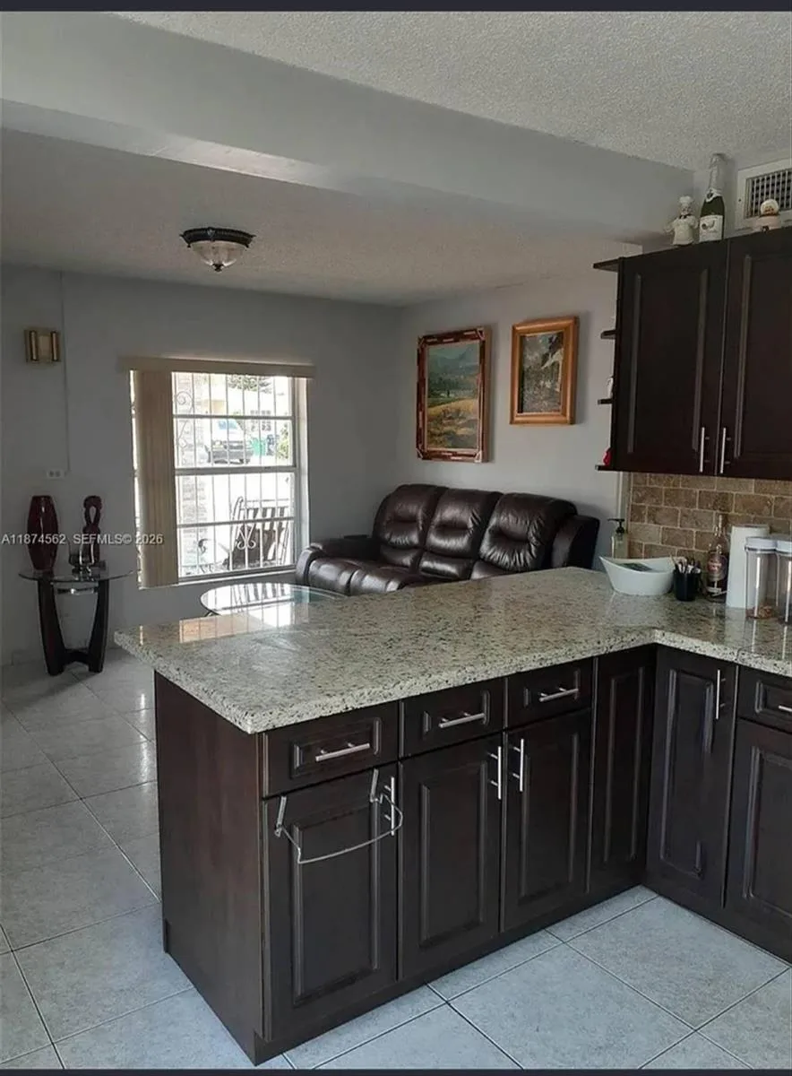 9360 SW 37TH Street, Miami, FL 33165 photo 3