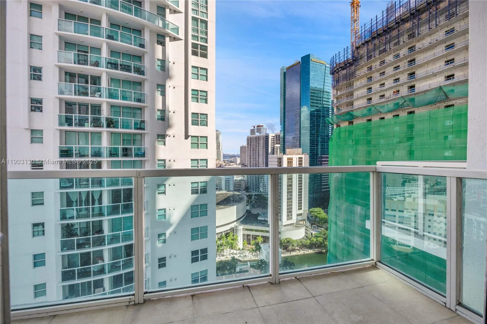 41 SE 5th St # 1515, Miami, FL 33131 photo 11