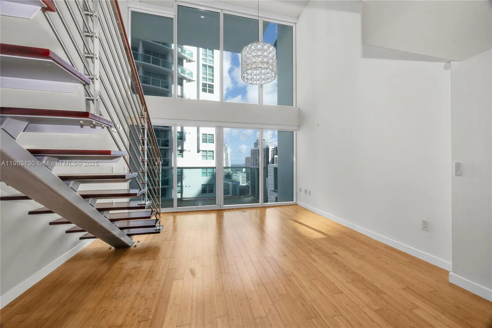 41 SE 5th St # 1515, Miami, FL 33131 photo 3