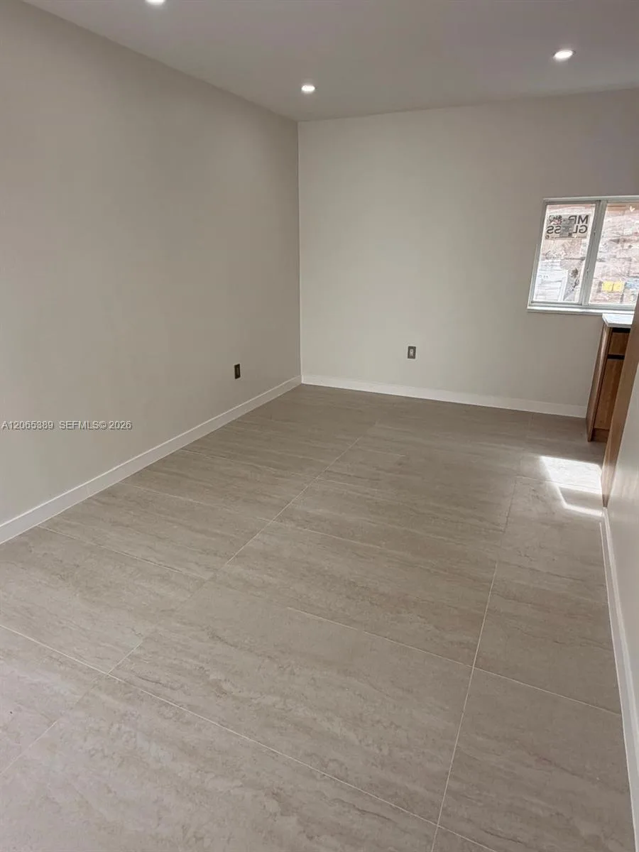 2436 SW 7th St # 10, Miami, FL 33135 photo 5