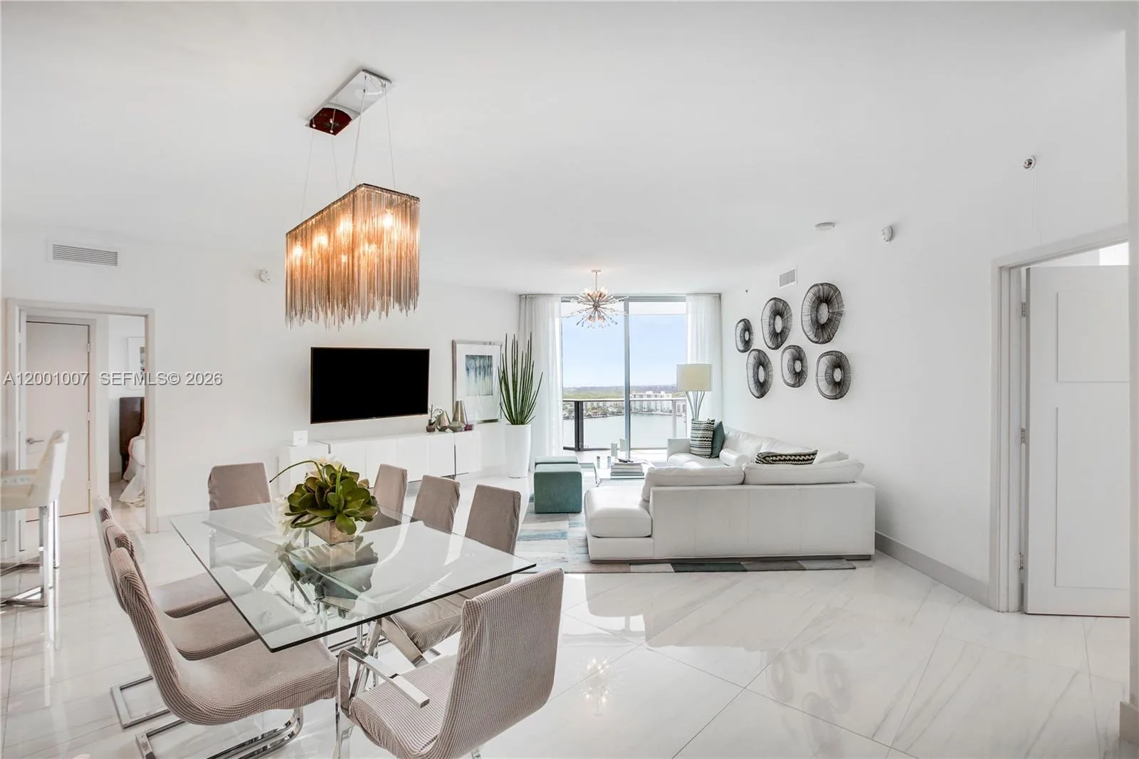 17111 Biscayne Blvd # 2008, North Miami Beach, FL 33160 photo 2