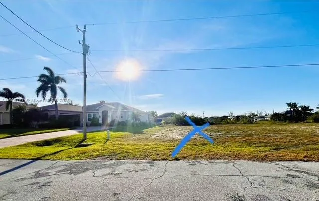 416 NW 38 pl, Cape Coral, FL 33993 photo 4