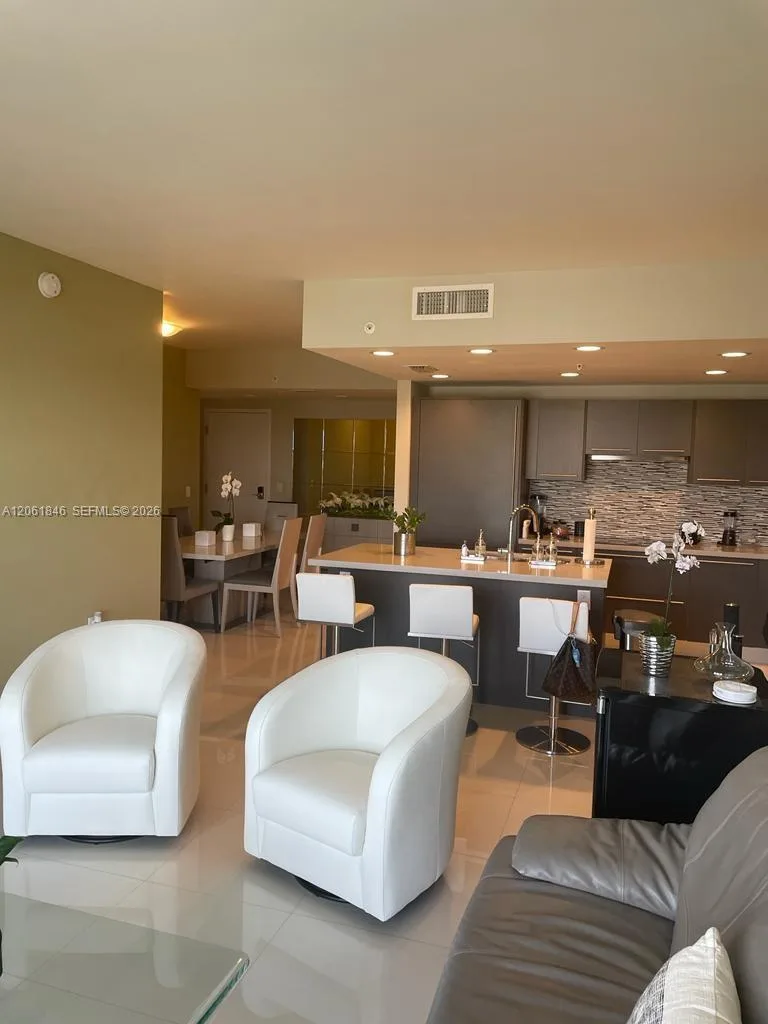7661 NW 107th Ave # 608, Doral, FL 33178 photo 2